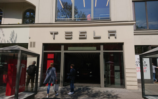Tesla e SpaceX fusione