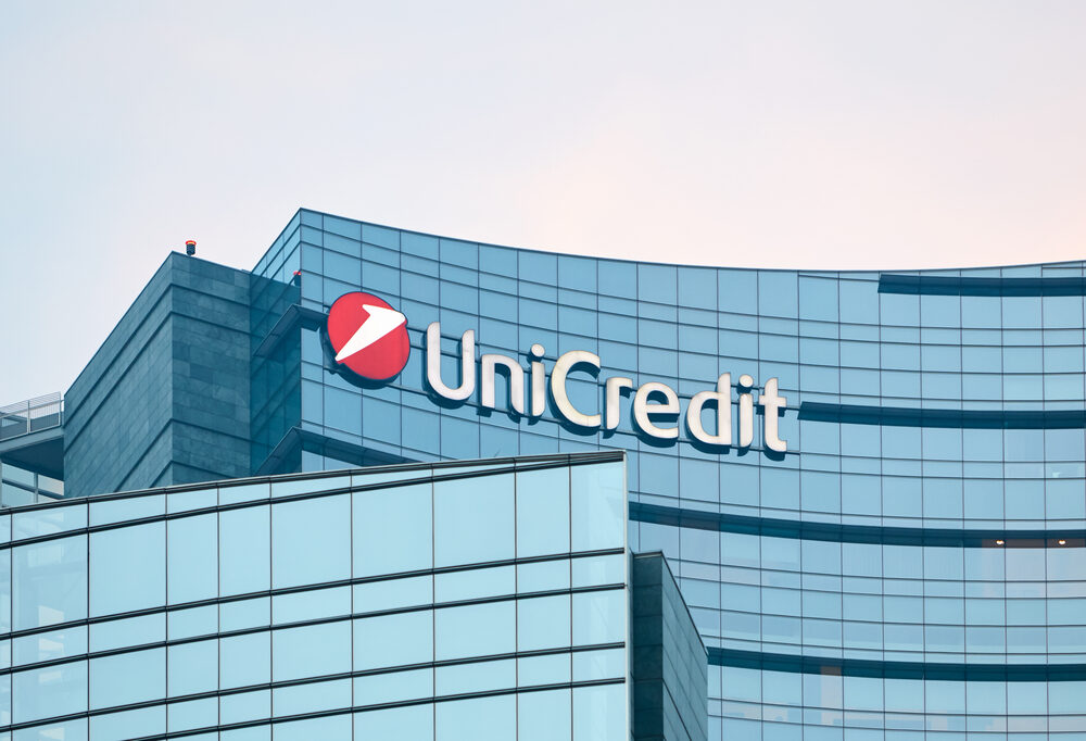 Unicredit: Strategia di Espansione e Osservazione sul Mercato Italiano