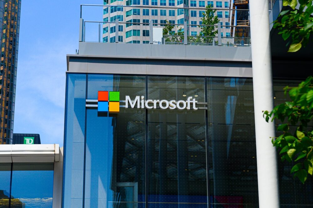 Microsoft e sindacati stabiliscono standard per l'AI nelle scuole