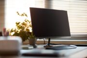 Dock USB-C Wavlink con tre monitor
