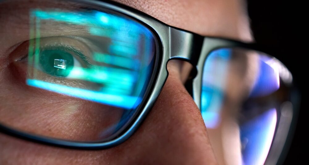 Smart glasses in un contesto pubblico