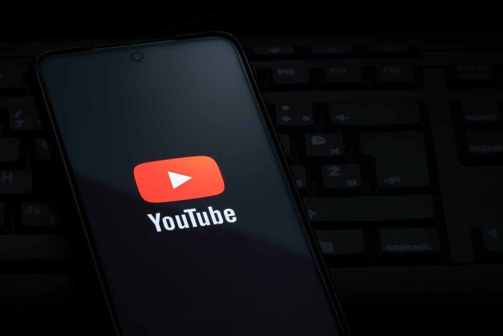 Logo di YouTube con pulsante non mi piace